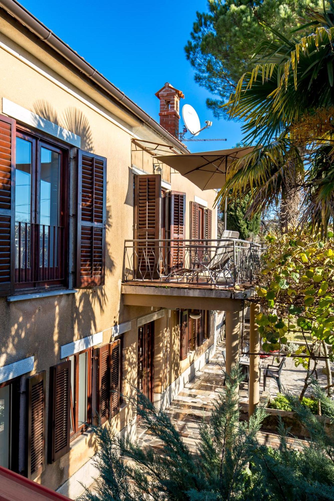 Apartment Carmen Matulji Exterior photo